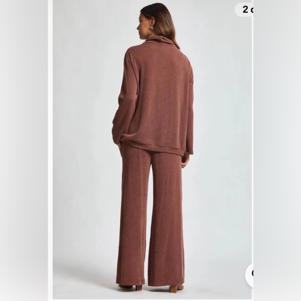 NWT Dear Scarlett Women's Wholesale 2 Piece Cowl Neck Ribbed Set Size 2X - Picture 2 of 5